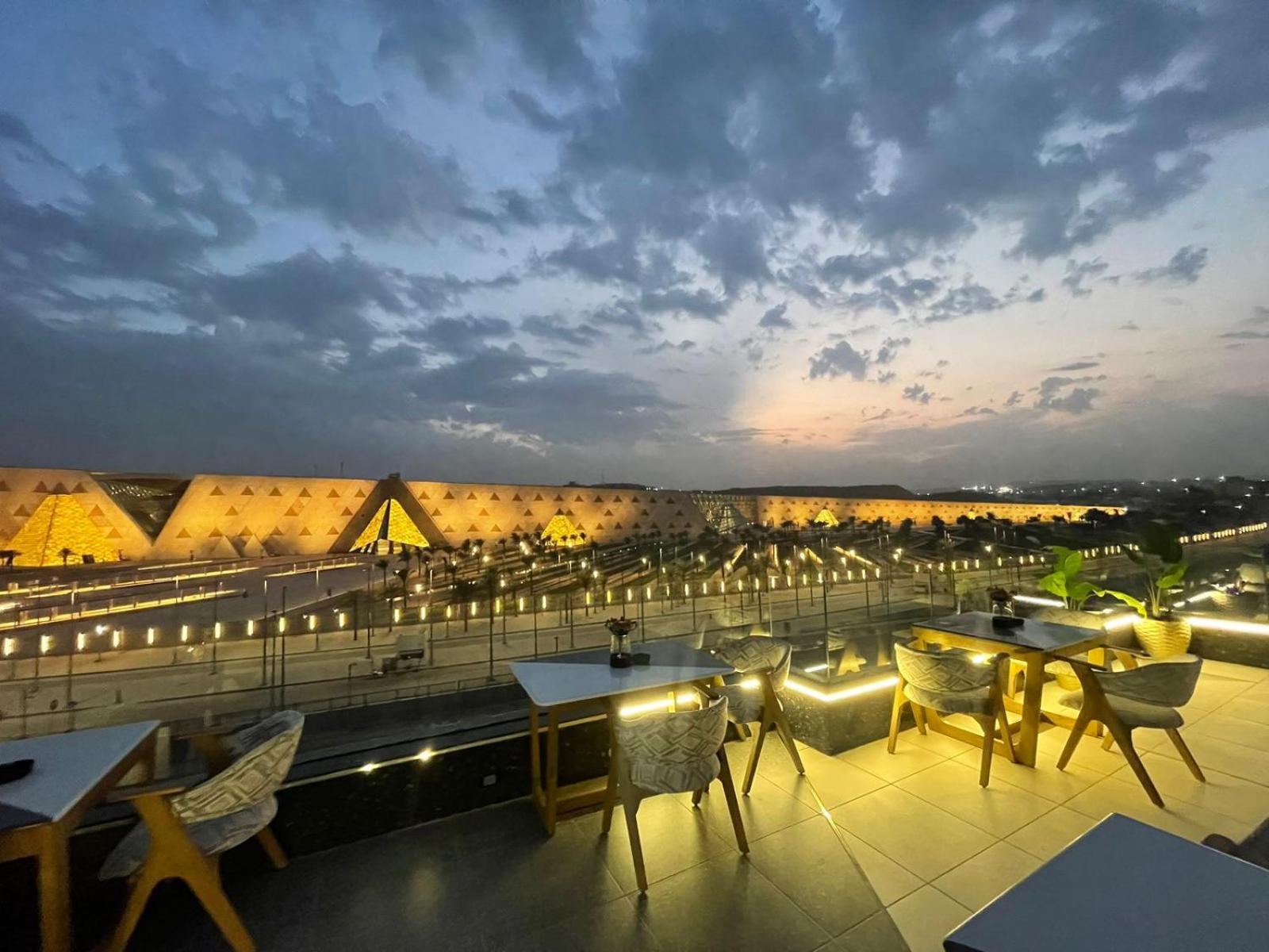 Royal Great Pyramid Inn Kafr Ghatati 外观 照片