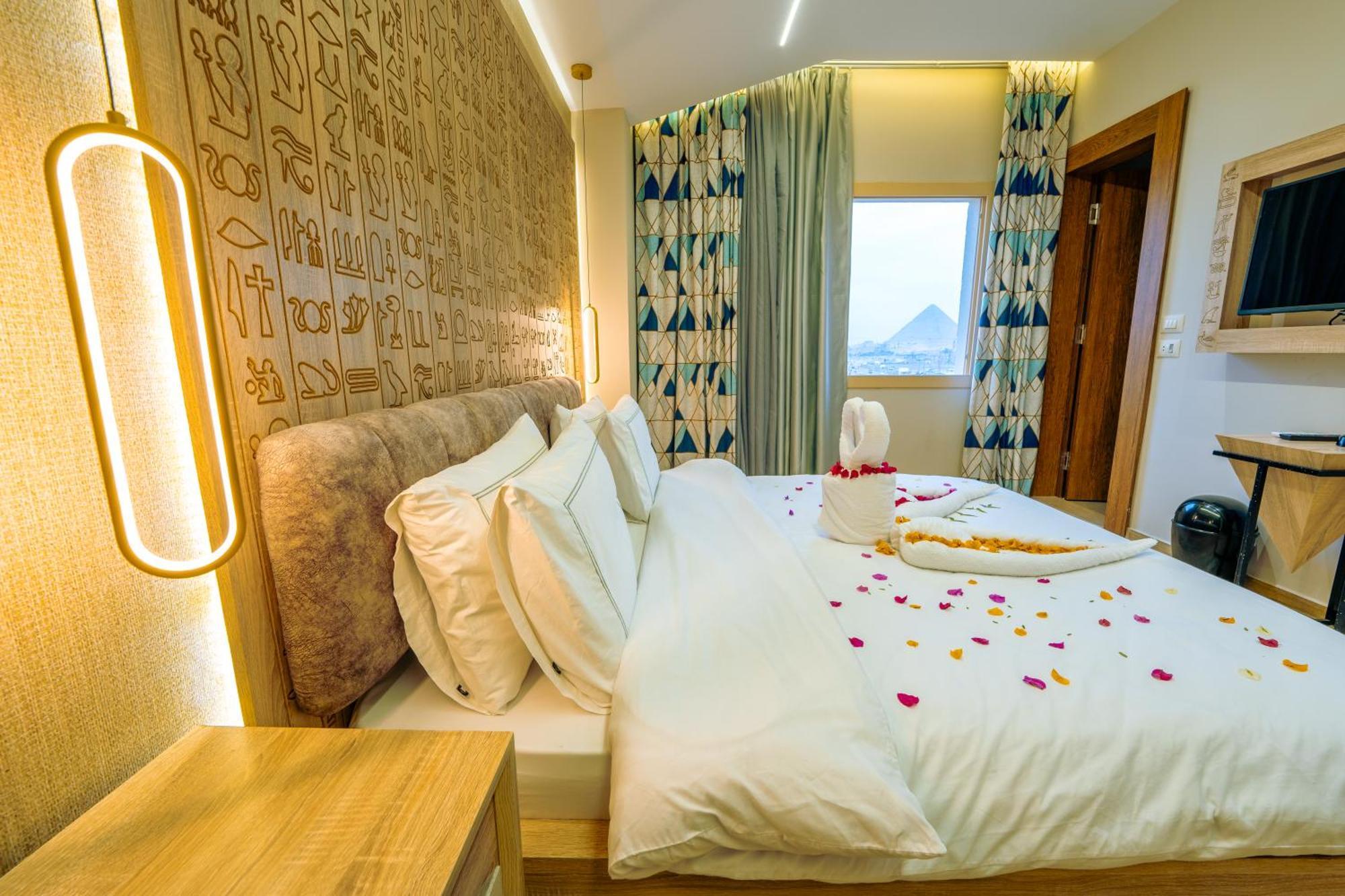 Royal Great Pyramid Inn Kafr Ghatati 外观 照片