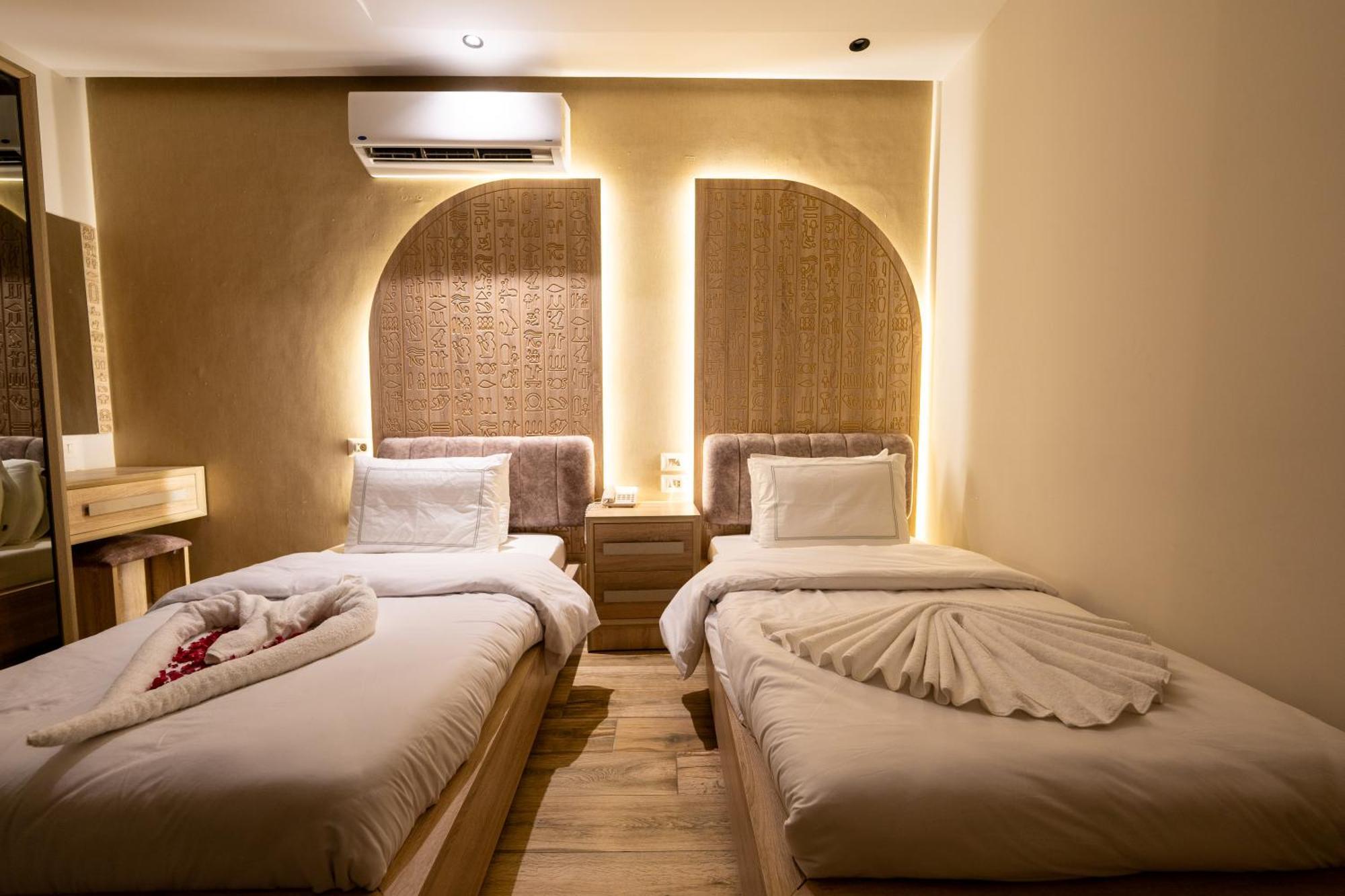 Royal Great Pyramid Inn Kafr Ghatati 外观 照片