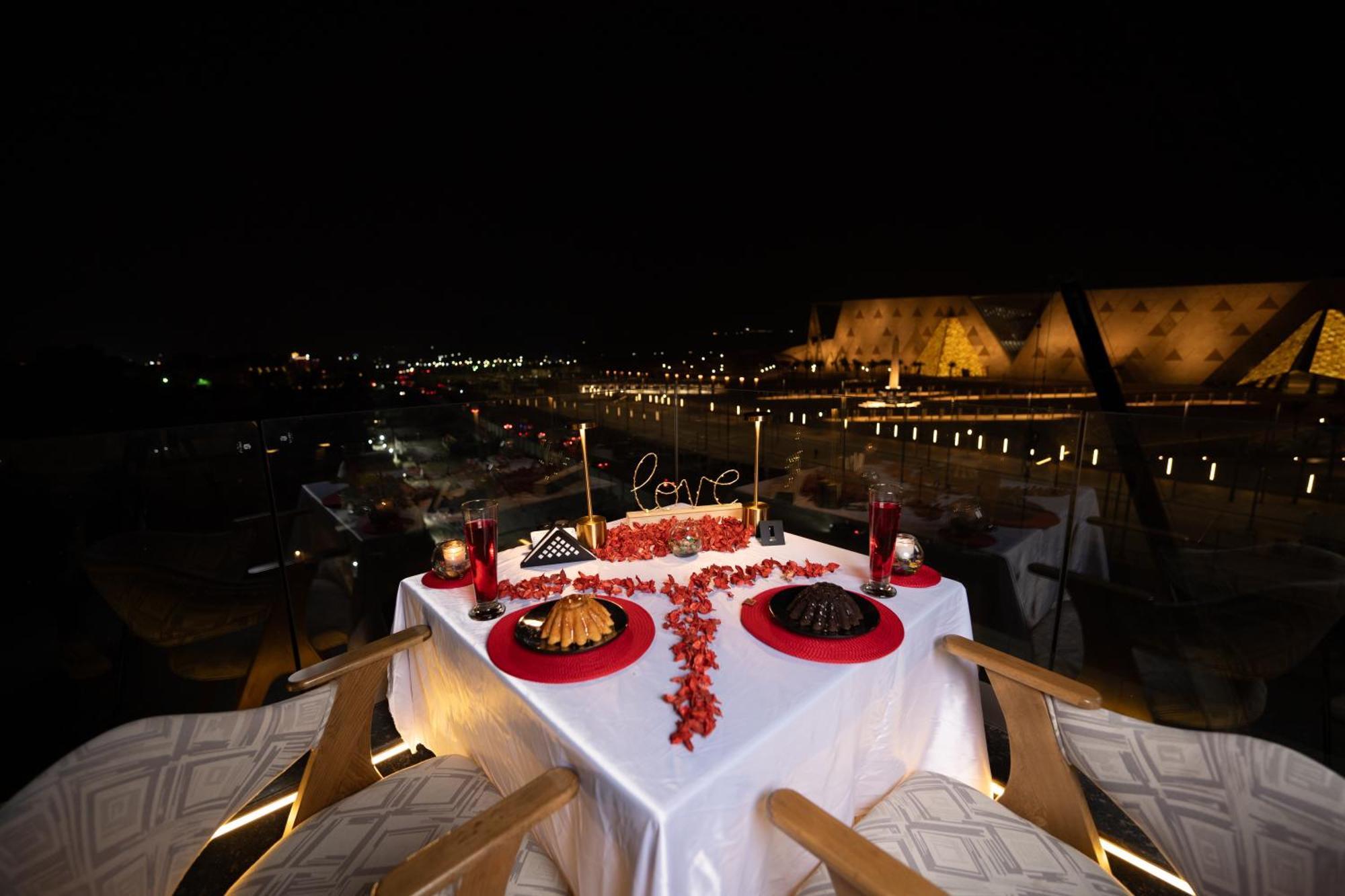 Royal Great Pyramid Inn Kafr Ghatati 外观 照片
