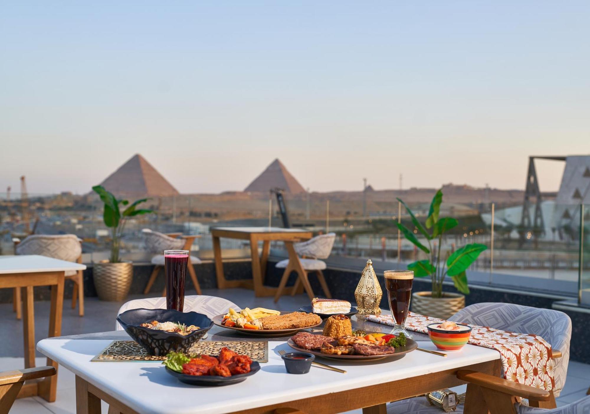 Royal Great Pyramid Inn Kafr Ghatati 外观 照片