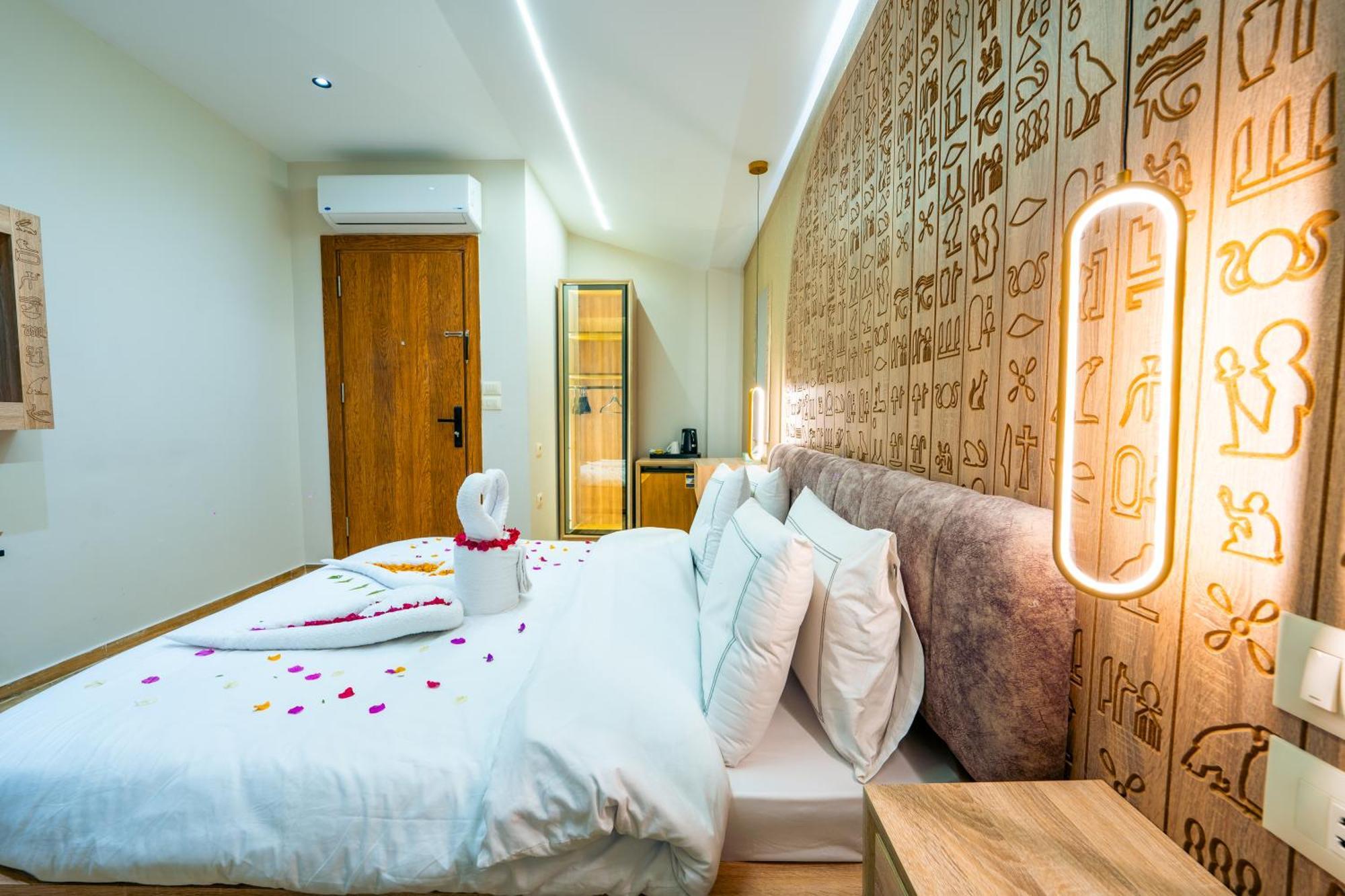 Royal Great Pyramid Inn Kafr Ghatati 外观 照片